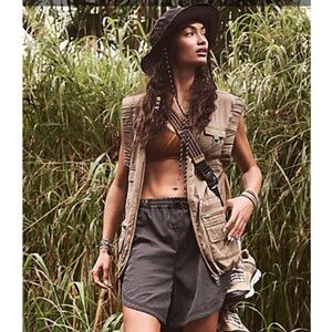 Free People Hang Time Vest in Tea Leaves. Size XS. NWOT